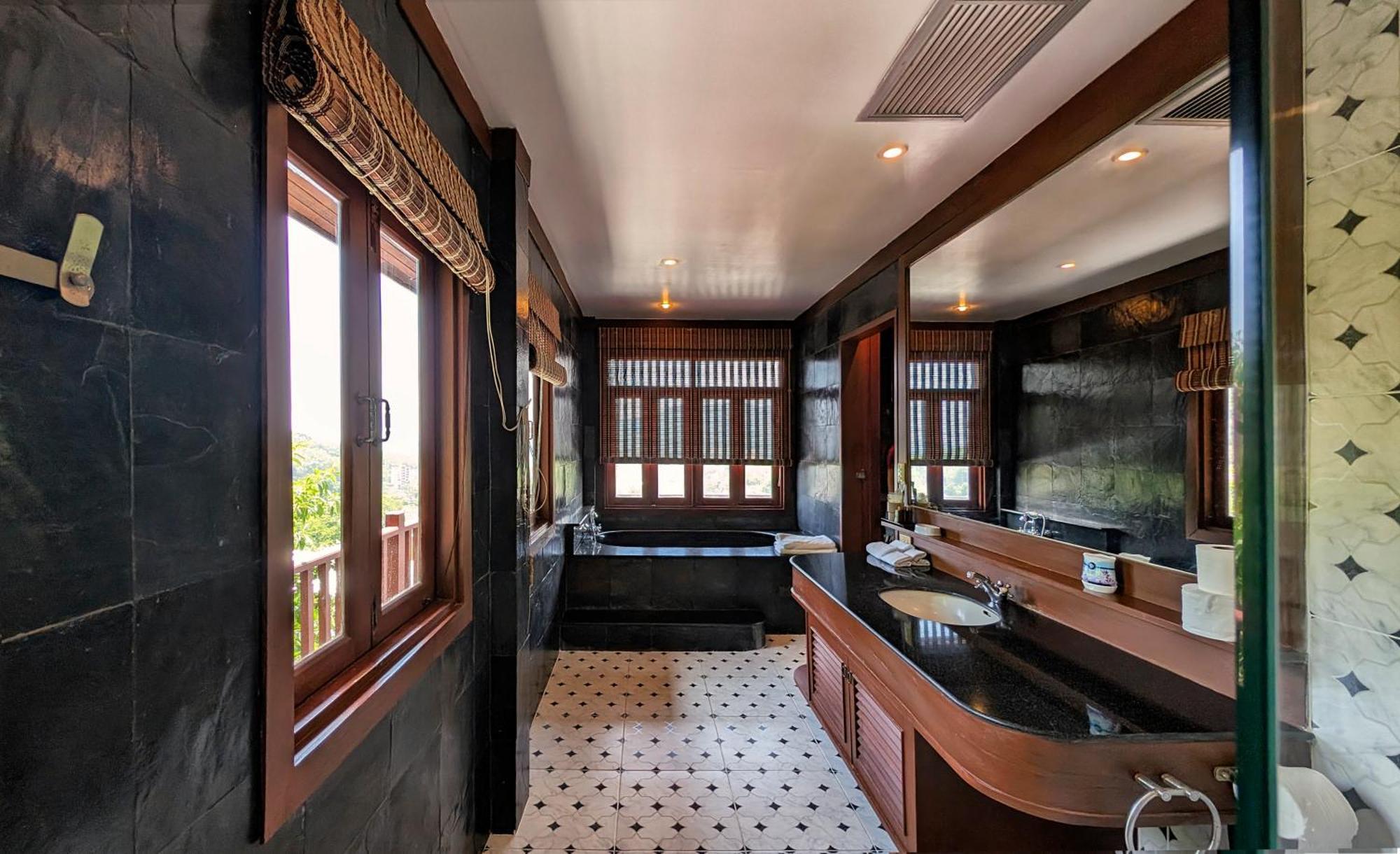 Nakawanna Villa 푸껫 외부 사진